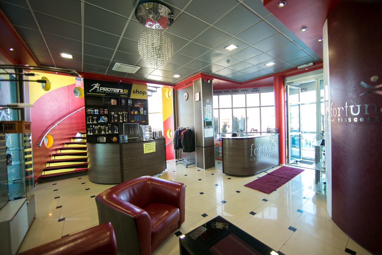 באניה לוקה Hotel Fortuna מראה חיצוני תמונה